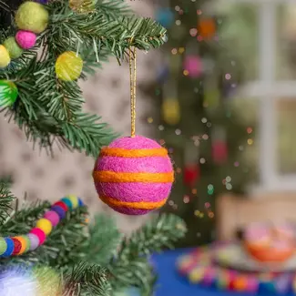 Sjaal met Verhaal Felt Christmas Hanger Bal Streep Roze Kitschmas