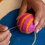 Felt Christmas Hanger Bal Streep Roze Kitschmas