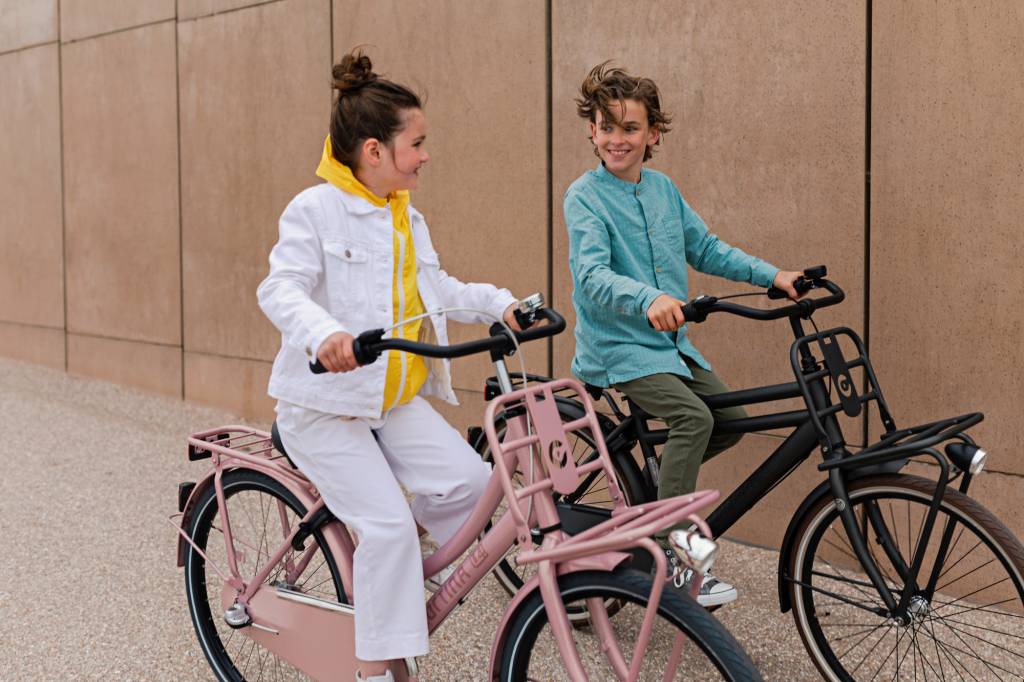 Cortina U4 Transport Mini meisjesfiets 24" 3-speed Mouse Grey Matt 8+