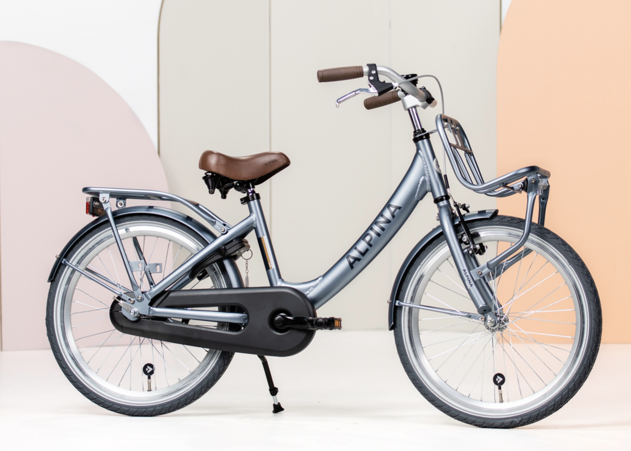 Showroom model - Alpina Clubb meisjesfiets met voordrager 20" Satin Blue Matt 6+