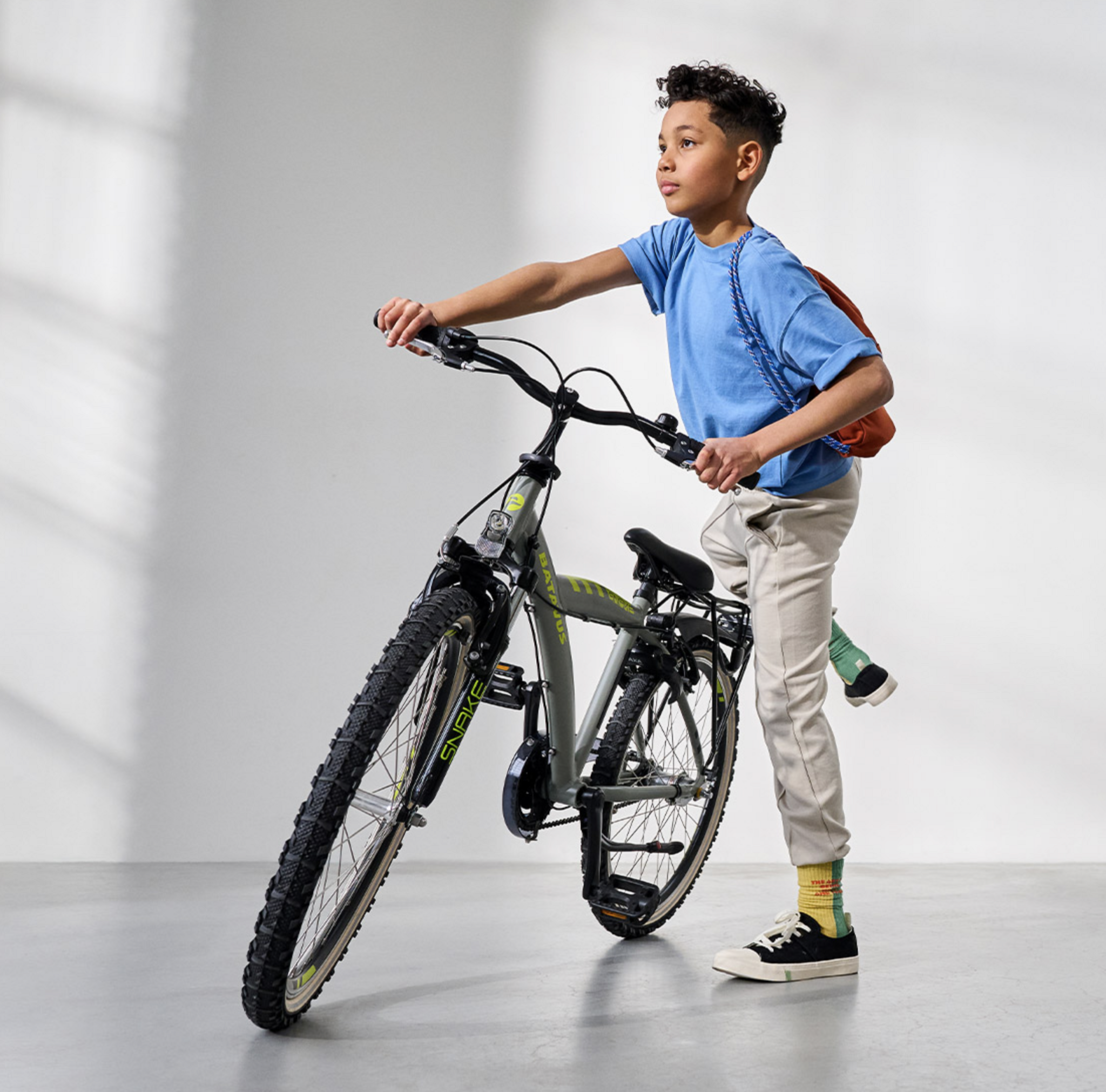 Batavus Snake jongensfiets 24" 3-speed Tactical Green 8+