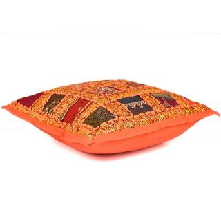 Oranje oosters kussen