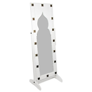 Witte oosterse passpiegel