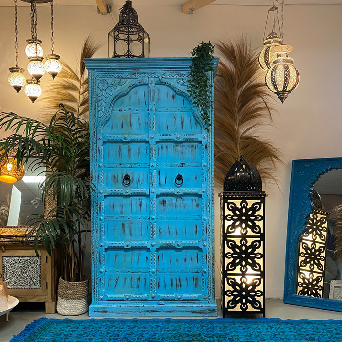 Grote oosterse kast blauw