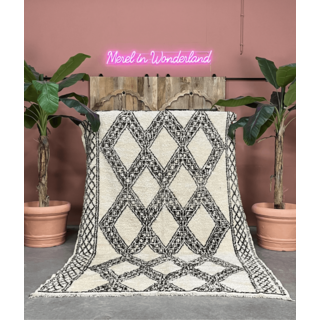 Marokkaanse tapijt zwart wit 182x275cm