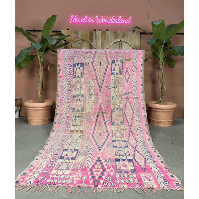 Marokkaanse Beni Mguild vloerkleed roze - 155x311cm
