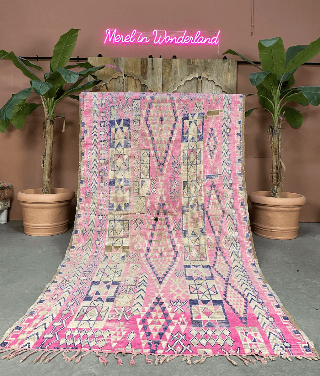 Marokkaanse Beni Mguild vloerkleed roze - 155x311cm