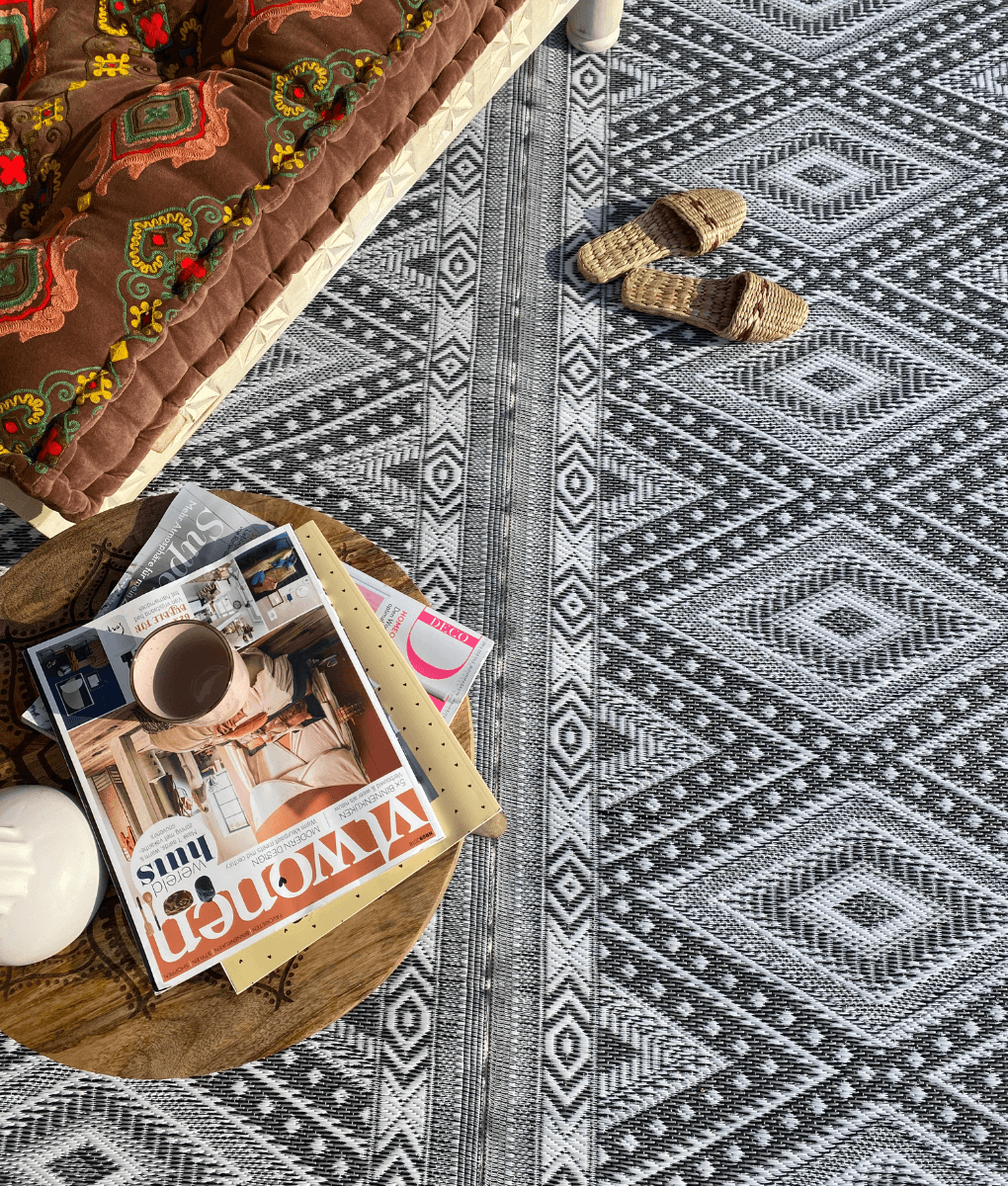Wonder Rugs Zwart, wit en grijs extra groot buitentapijt grafisch