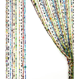 Kleurrijk kralengordijn