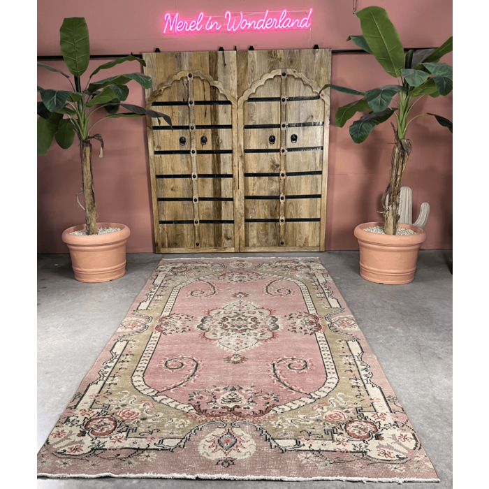 Vintage vloerkleed roze 165x298cm