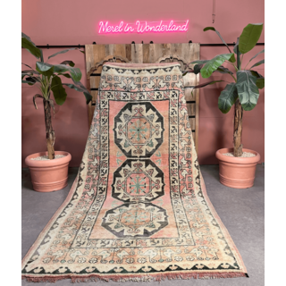 Mguild vloerkleed Peachy 325x174cm