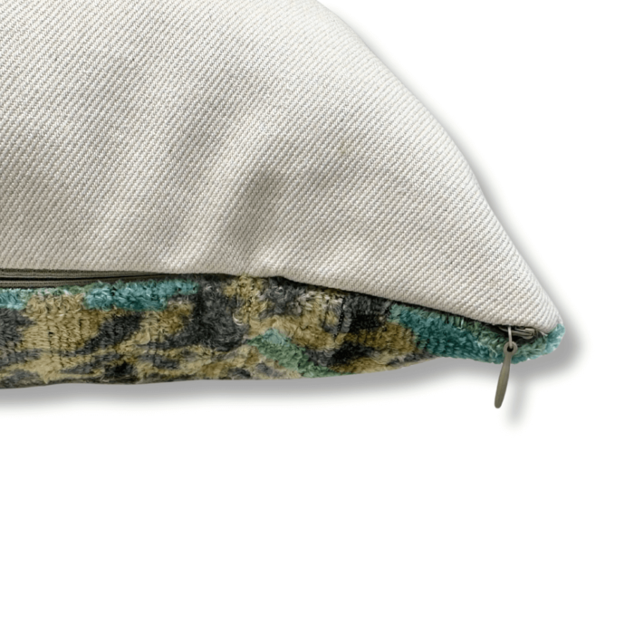 Ikat kussen Jessie - licht blauw