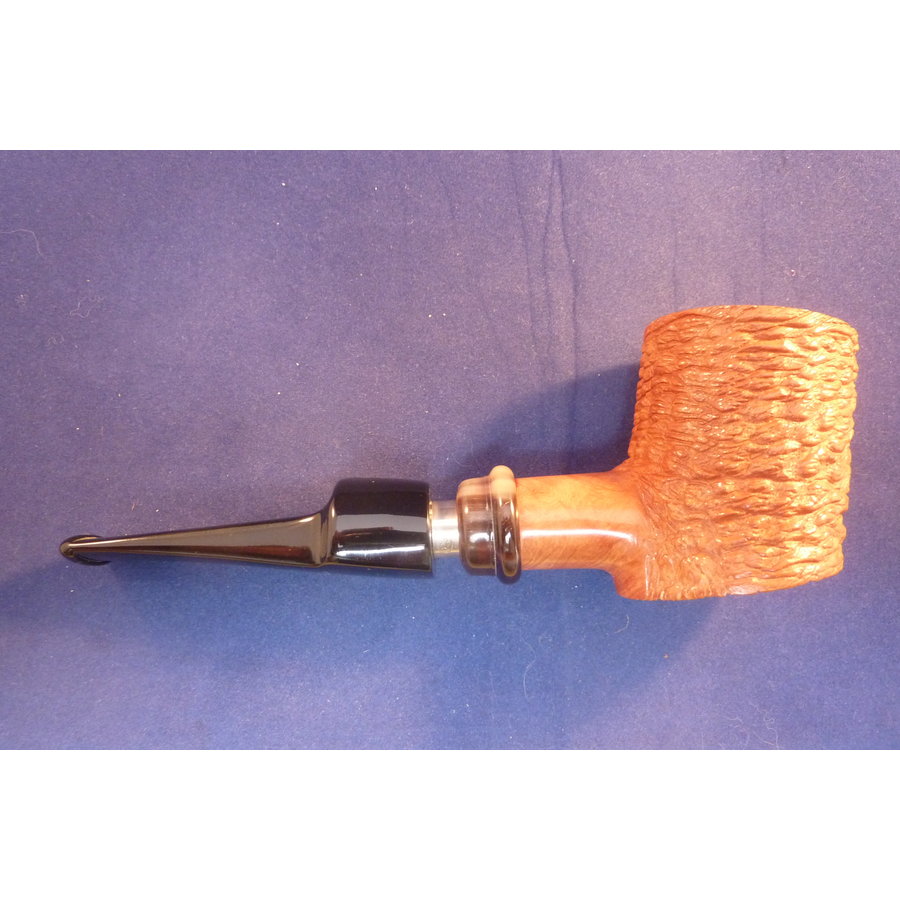 Pipe Luigi Viprati Rusticated with Ring