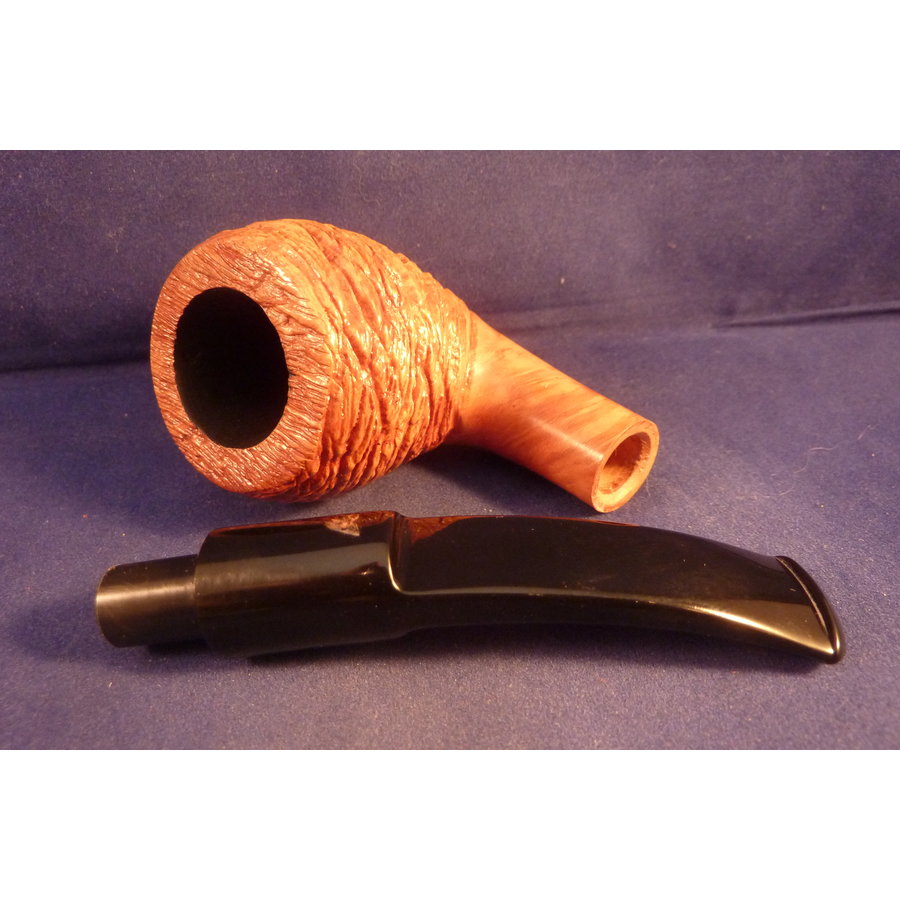 Pipe Luigi Viprati Rusticated