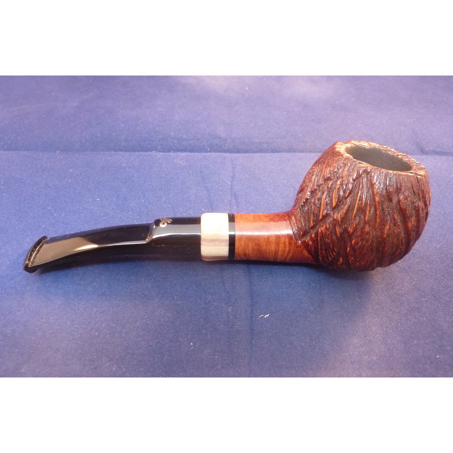 Pipe Luigi Viprati Rusticated