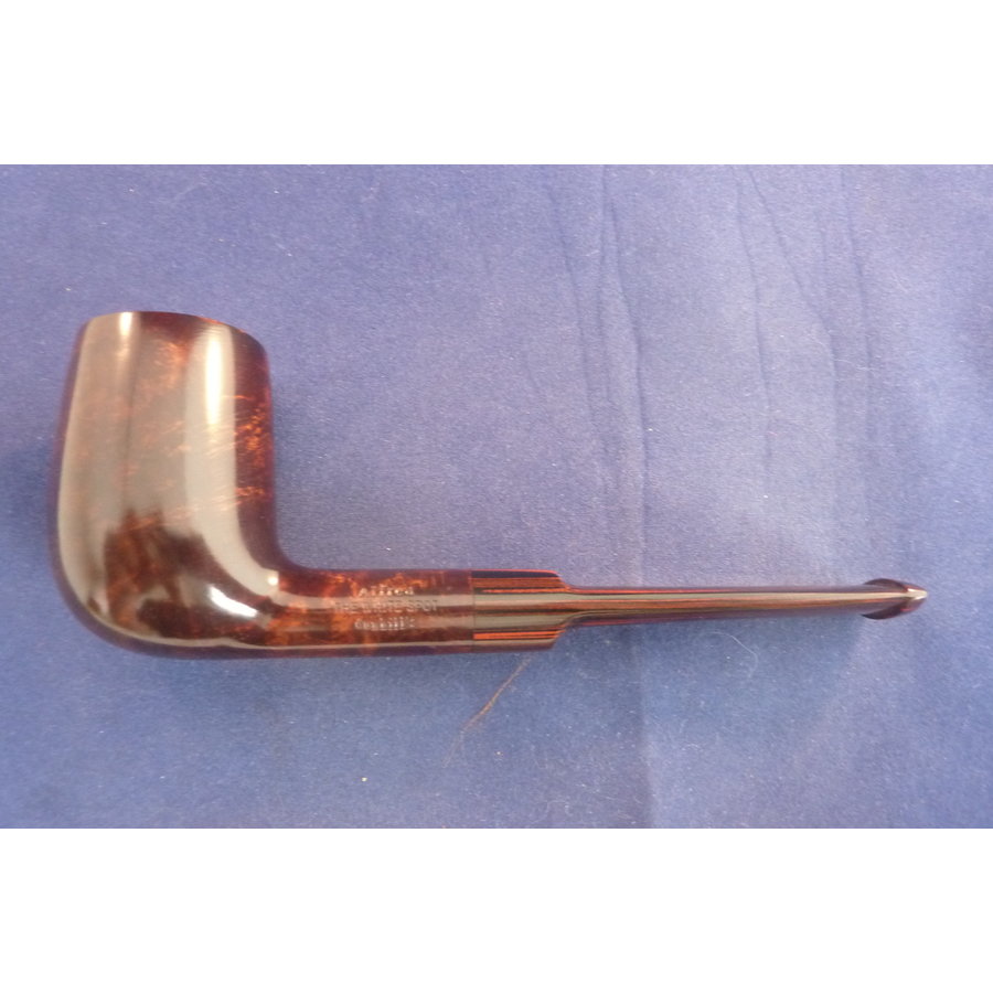 Pipe Dunhill Chestnut 4212 (2016)