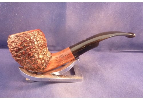 Pipe Luigi Viprati Rusticated 