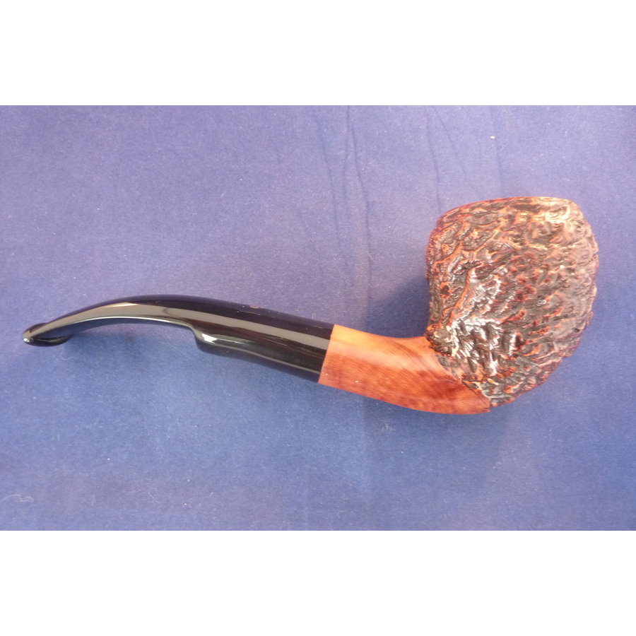 Pipe Luigi Viprati Rusticated