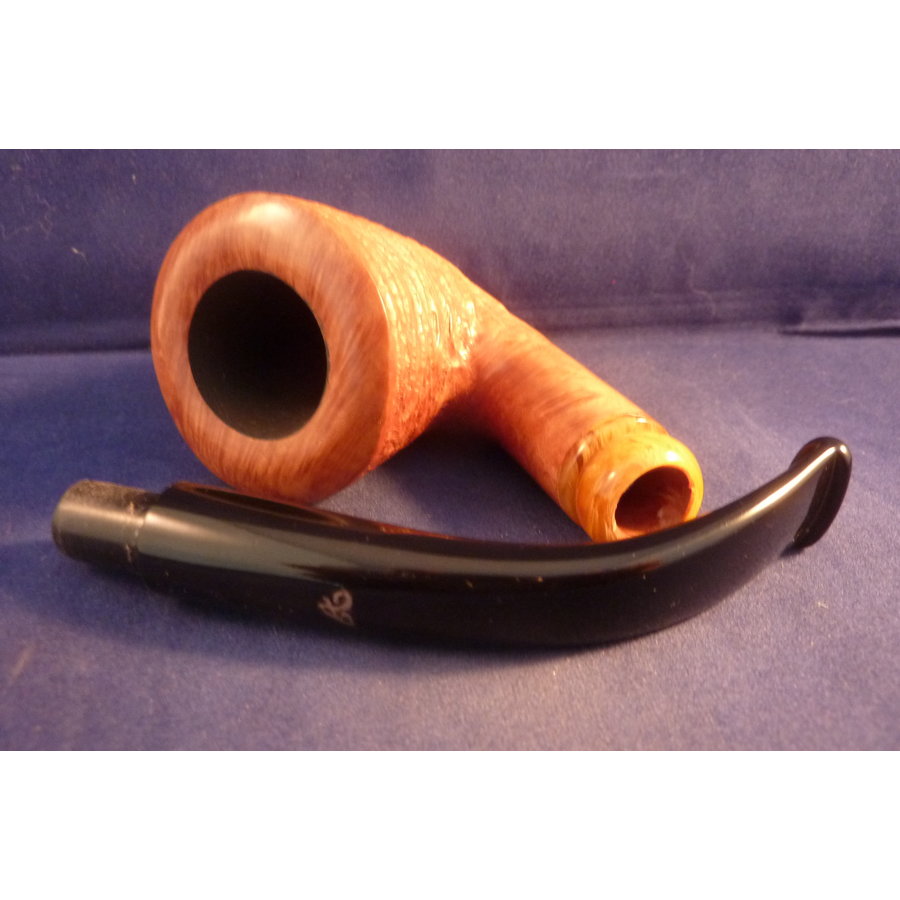 Pipe Luigi Viprati Rusticated