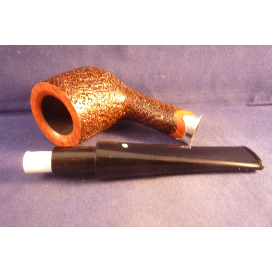 Pipe Vauen Finn FN564