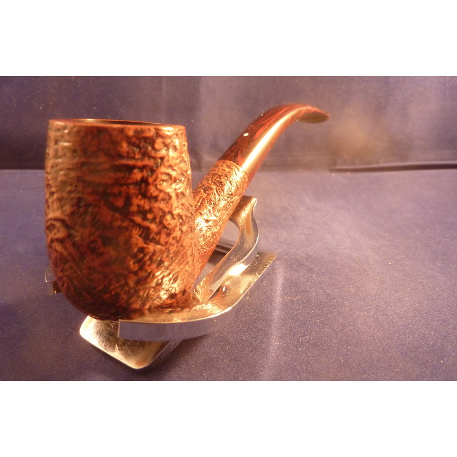 Pipe Dunhill County 4102 (2017)