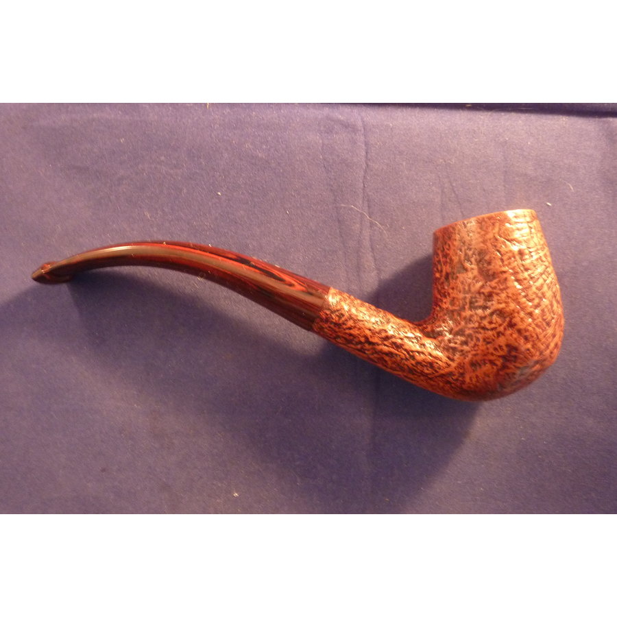 Pipe Dunhill County 4102 (2017)