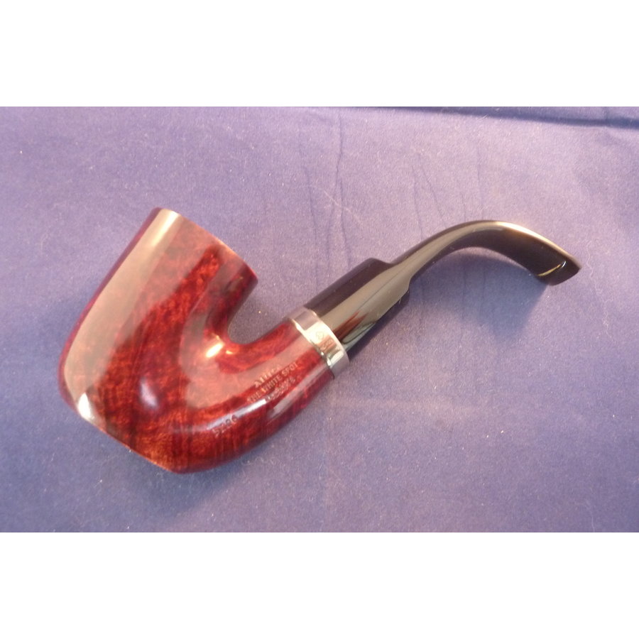 Pipe Dunhill Bruyere 5226 (2022)