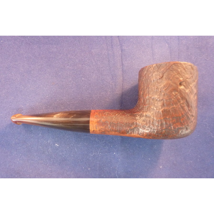 Pipe Ropp Stout Vintage Sandblasted Sitter