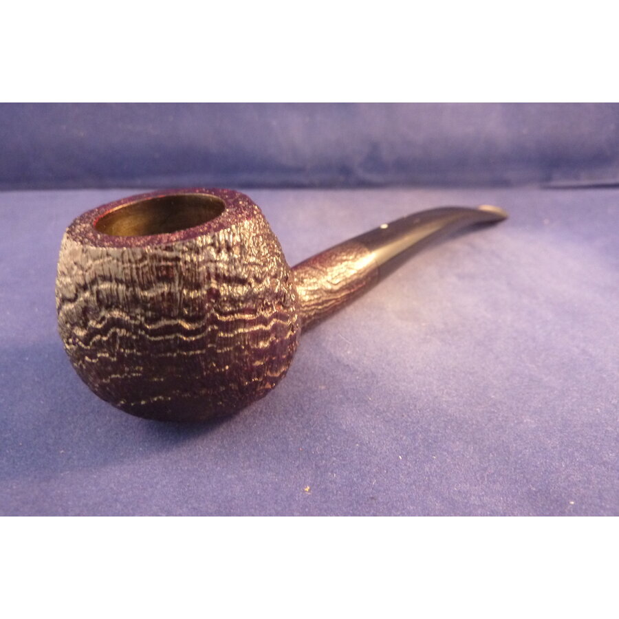 Pipe Dunhill Shell Briar 4407 (2017)