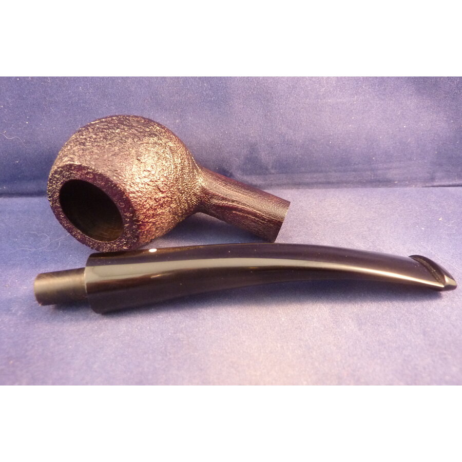 Pipe Dunhill Shell Briar 4407 (2017)