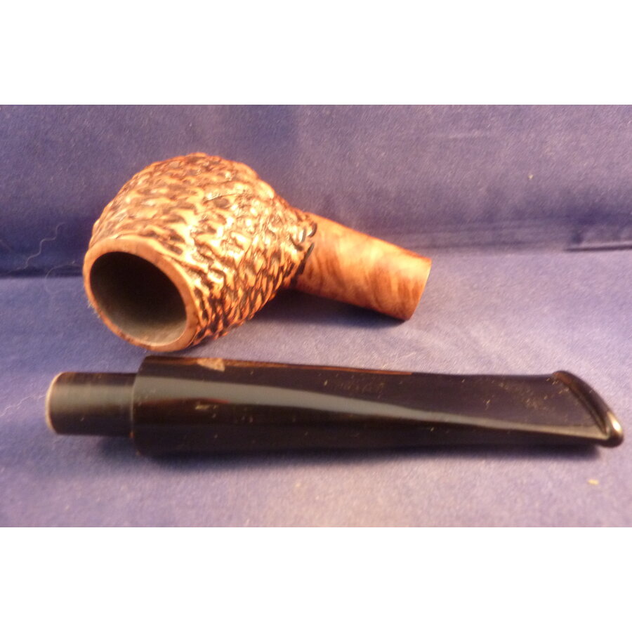 Pipe Luigi Viprati Rusticated