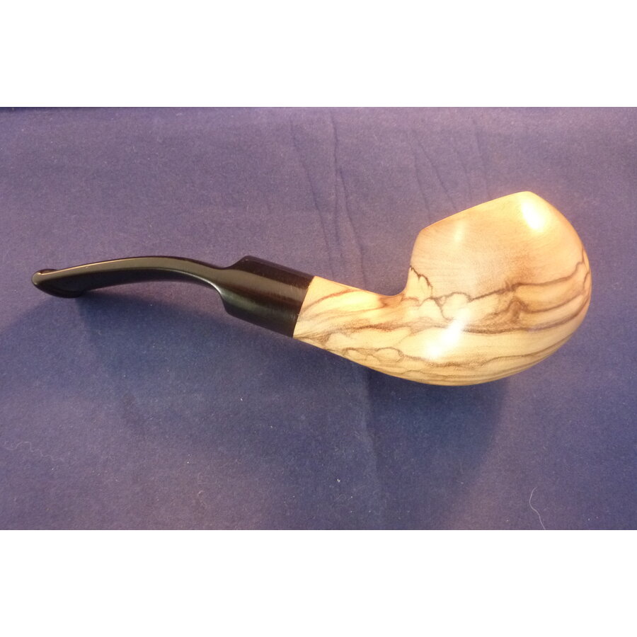 Pipe Aldo Velani Olivo