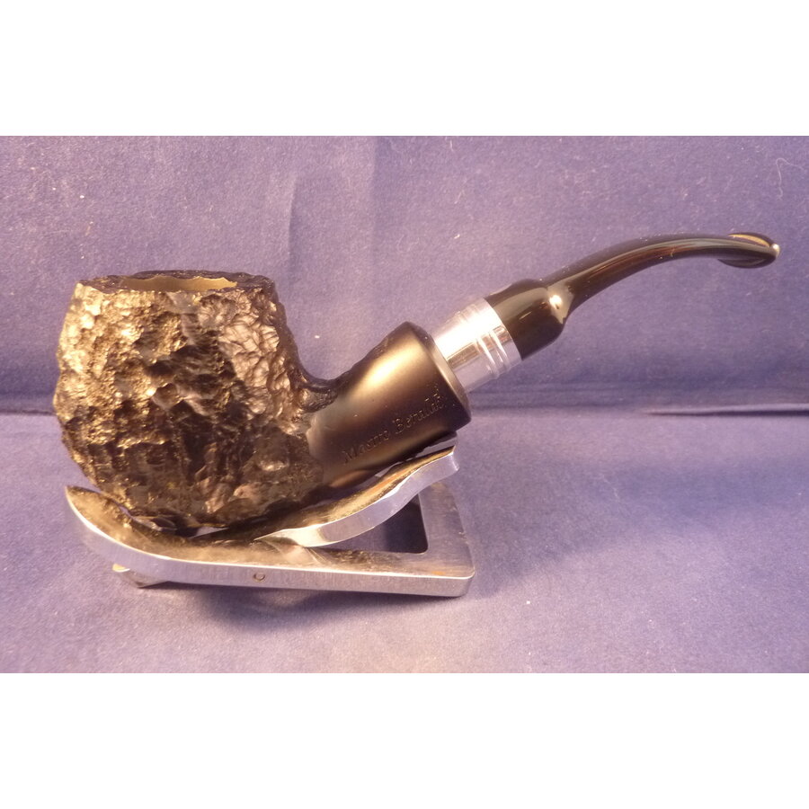 Pipe Mastro Beraldi Rusticated Freehand