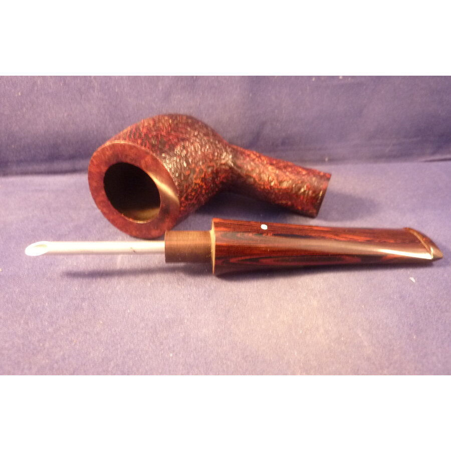 Pipe Dunhill Cumberland 4103 (2016)