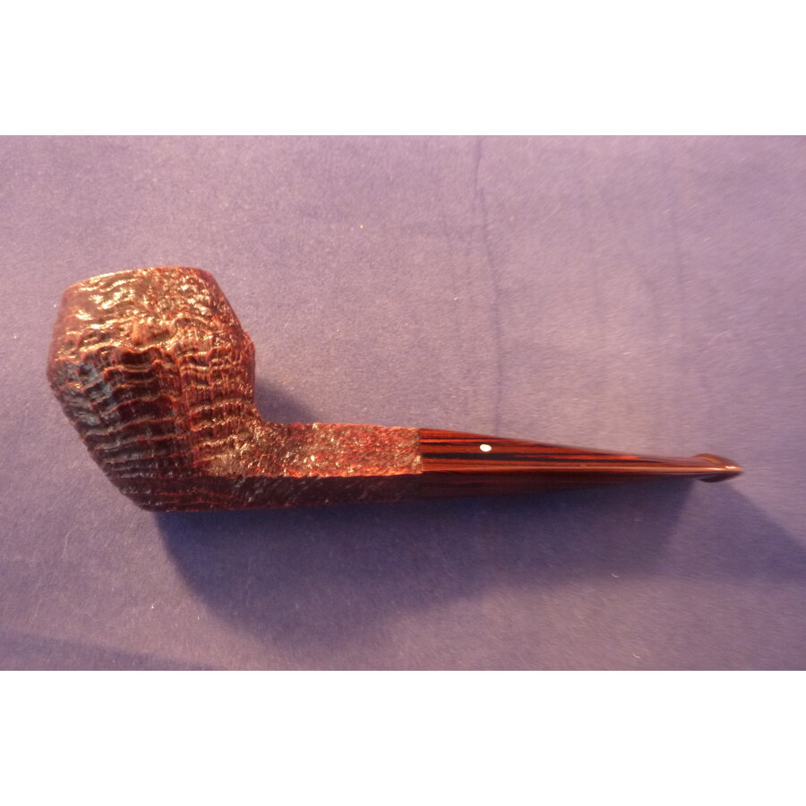 Pijp Dunhill Cumberland 3104 (2018)