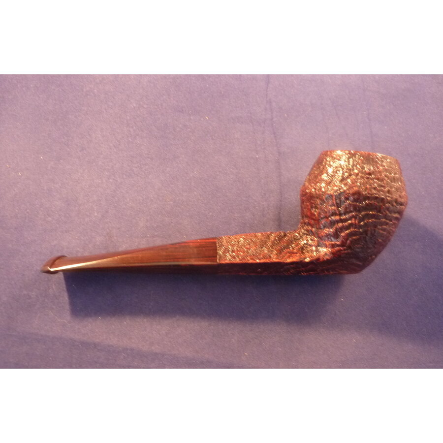 Pijp Dunhill Cumberland 3104 (2018)