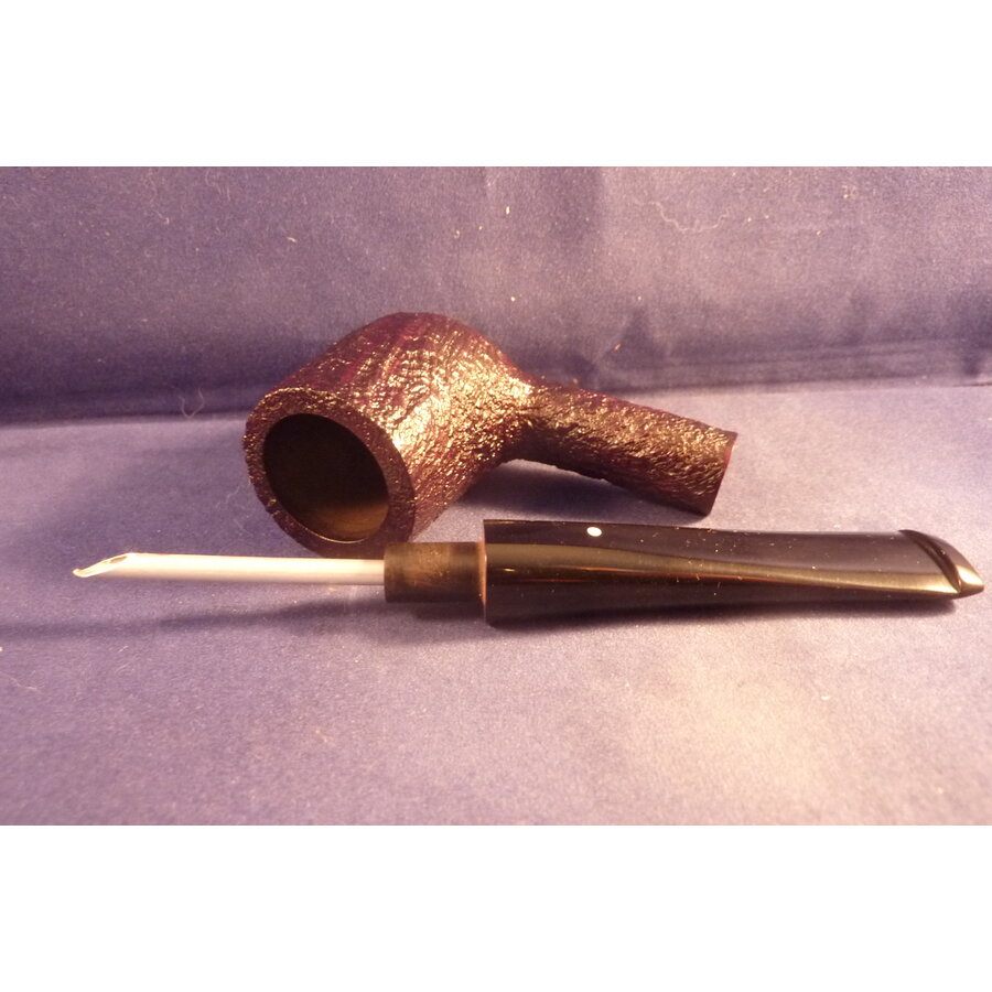 Pipe Dunhill Shell Briar 3103 (2016)