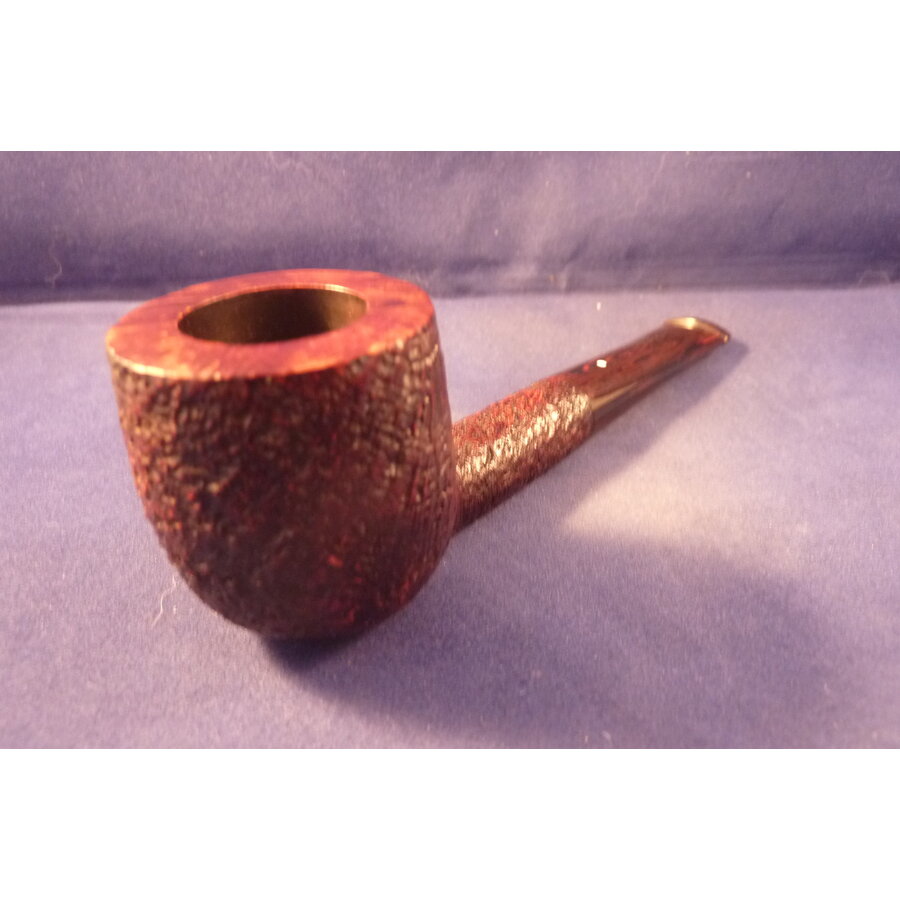 Pijp Dunhill Cumberland 4106 (2018)