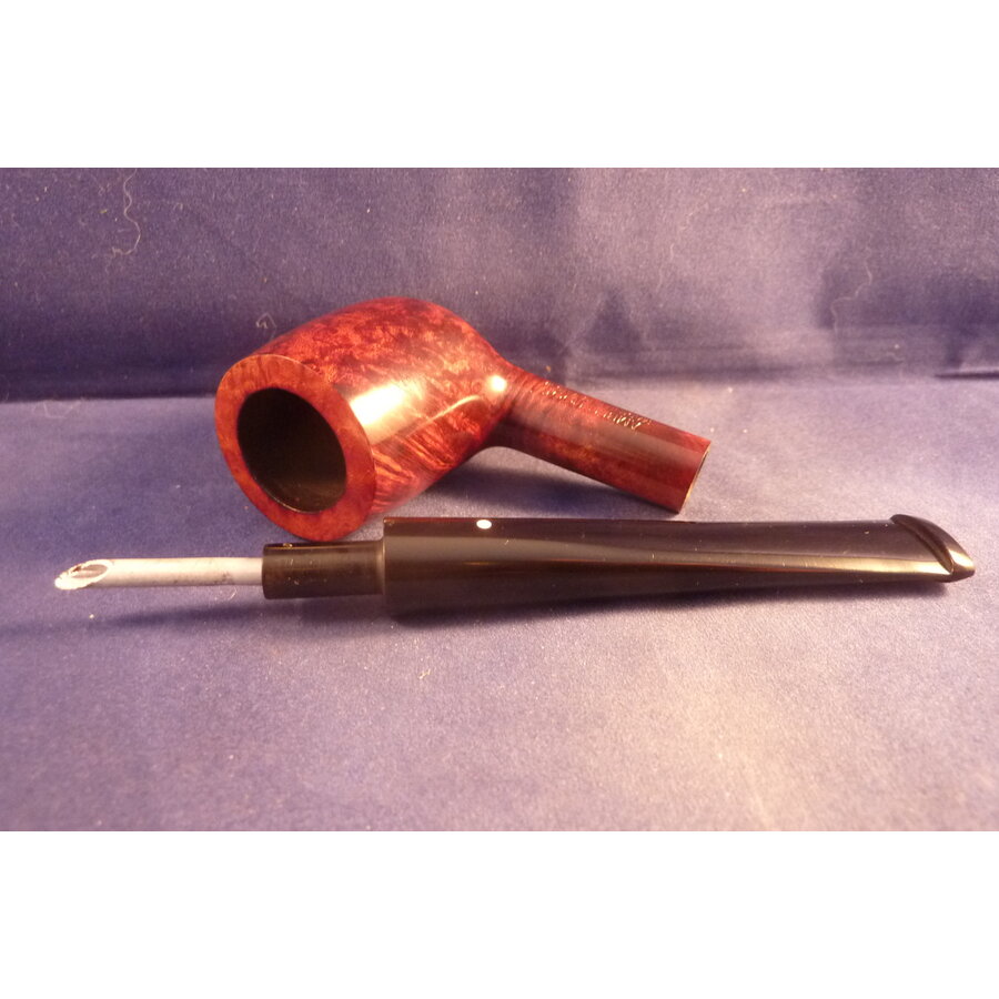 Pipe Dunhill Amber Root 2303 (2018)