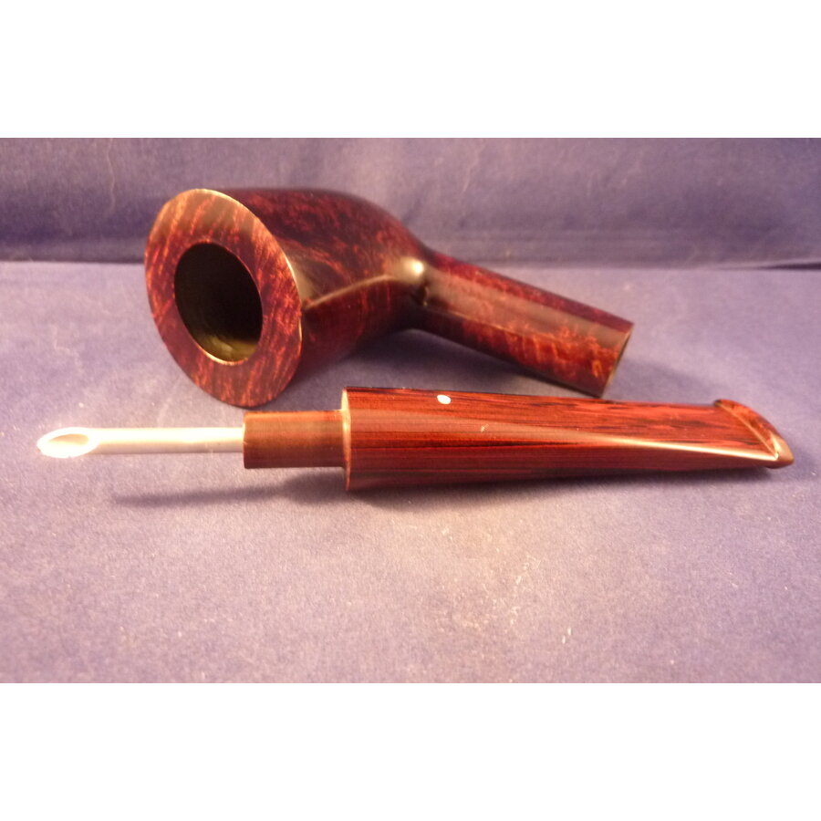 Pipe Dunhill Chestnut 4105 (2021)