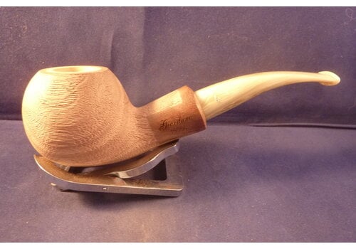 Pipe Giordano Noce 15054 