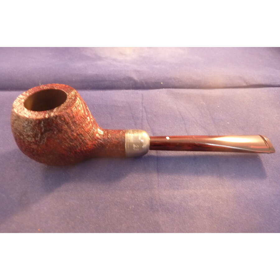 Pipe Dunhill Christmas 2023 The Happy Prince