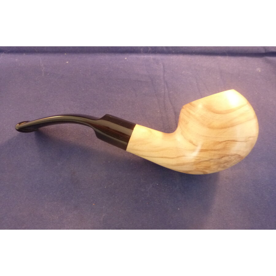 Pipe Aldo Velani Olivo