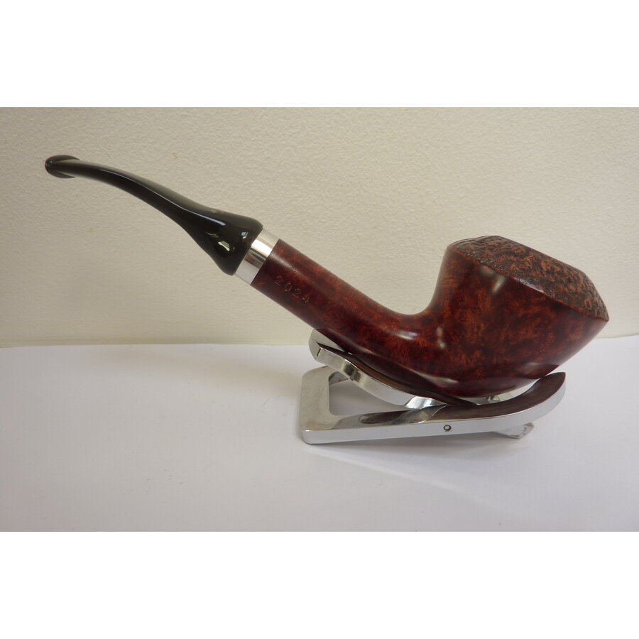 Pijp Vauen Pipe of the Year 2024 Smooth Rustic Top