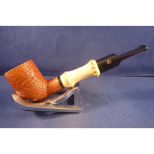 Pijp Rattray's Bamboo Billiard Sandblast Light 