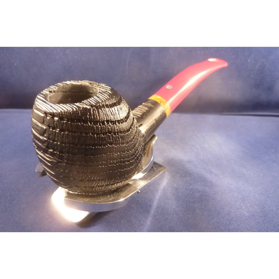 Pijp Mastro Beraldi Bog Oak Freehand