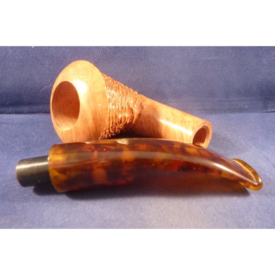 Pipe Luigi Viprati Rusticated