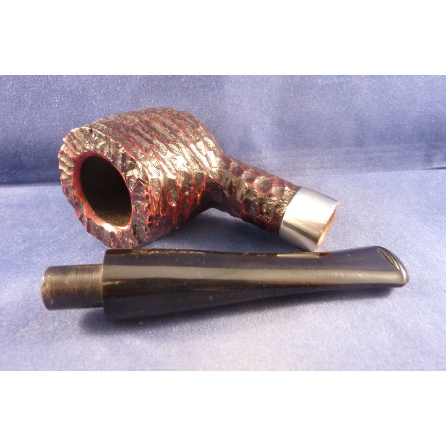 Pijp Peterson Donegal Rocky 606