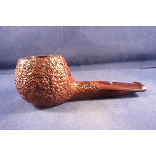 Pipe Dunhill Cumberland 4907 (2024) 