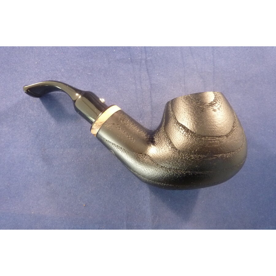 Pipe White Elephant Cameroon 1